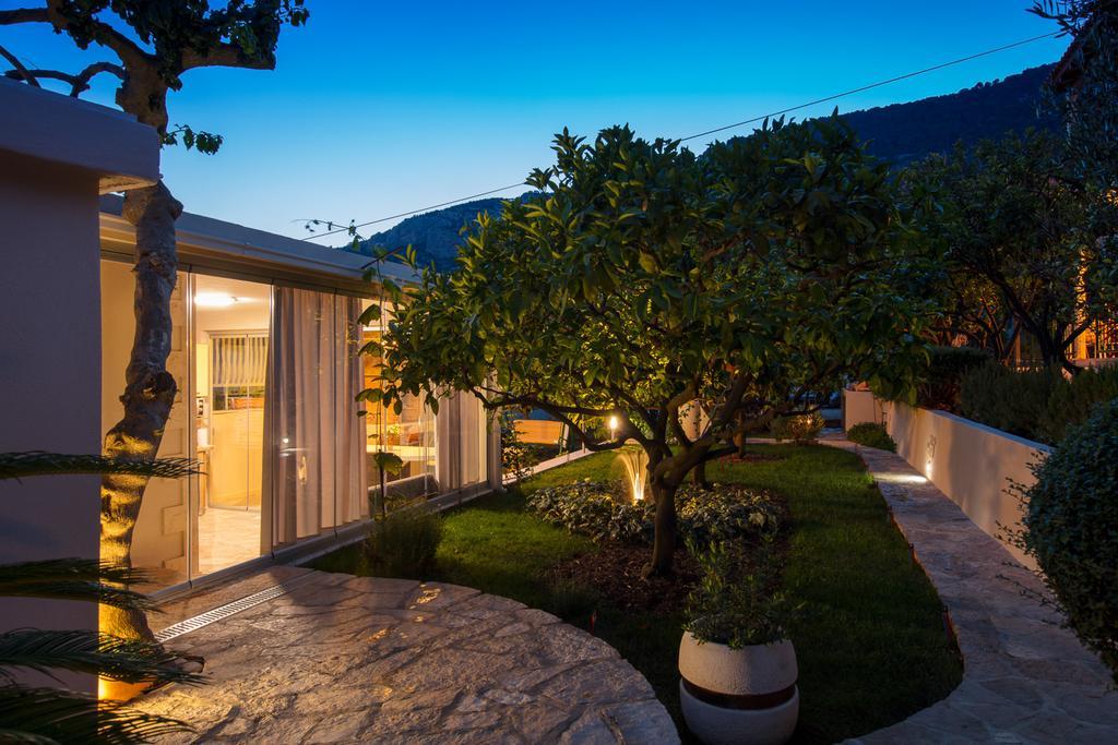 Villa Kamenica Komiža Exterior foto